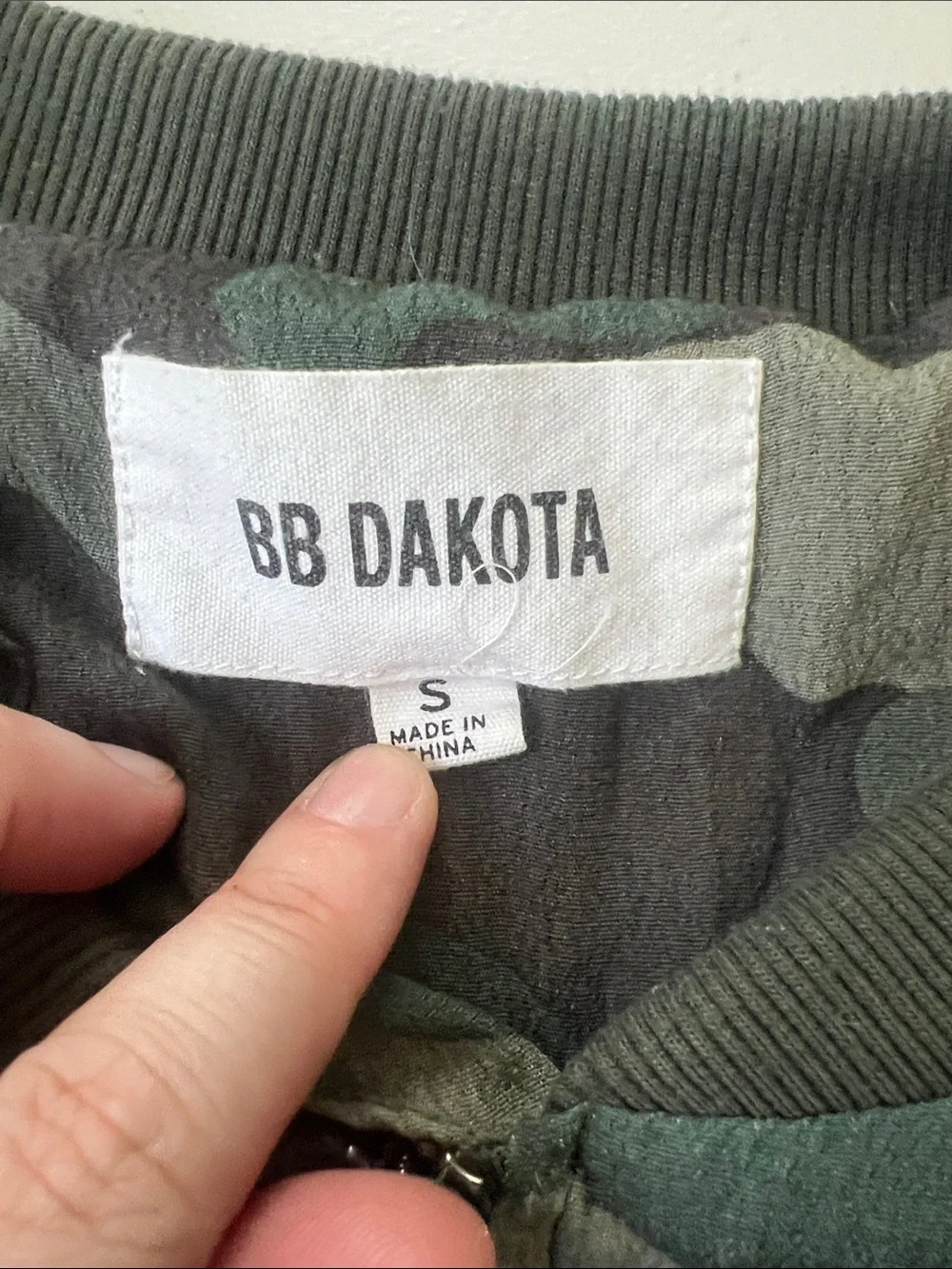 BB Dakota Camo Bomber Jacket Green Size Small